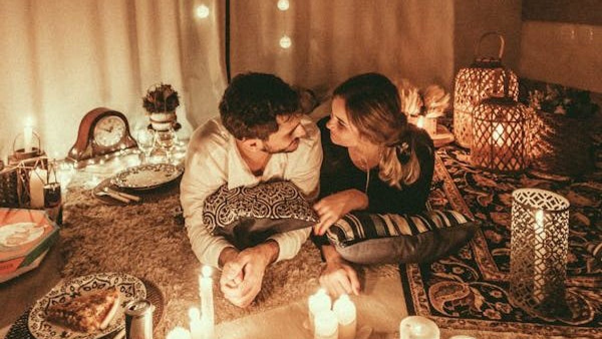 Intimate Dating Guide: 3 Techniques to Make Her Fall for You